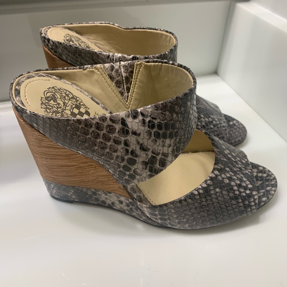 Vince Camuto New (Never worn) shoes